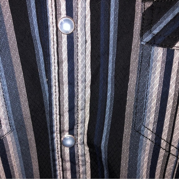 Cody James Mens Size Medium Western Cowboy Shirt Snaps Long Sleeve Blue Striped - Picture 4 of 9